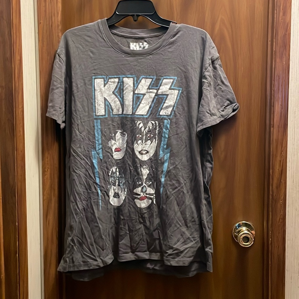 Men's gray KIZZ t-shirt. Size XXL